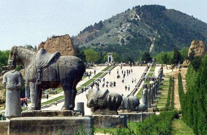 武则天临终前下一道诏,武则天在位21年做的三件事