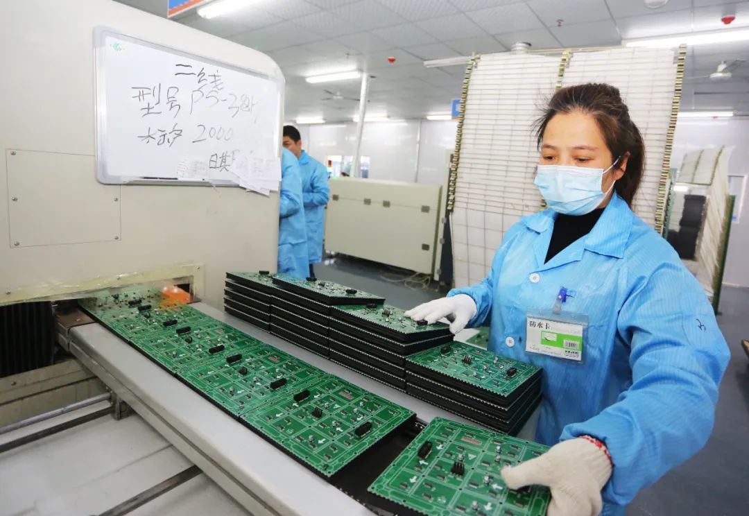 央视新闻瑞昌,央视新闻点评瑞昌