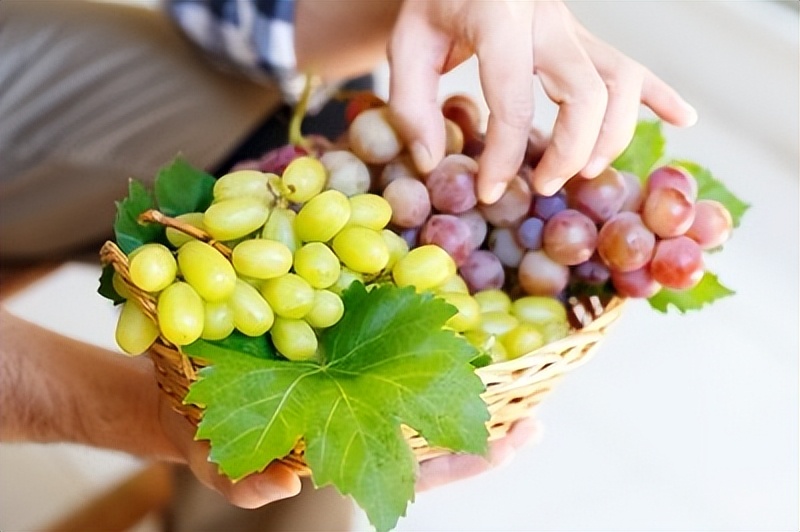 维生素e能去除老年斑吗,涂抹维生素e能祛老年斑吗