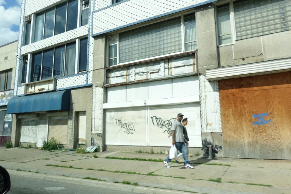 底特律是真实存在的城市吗,底特律以前有多繁华