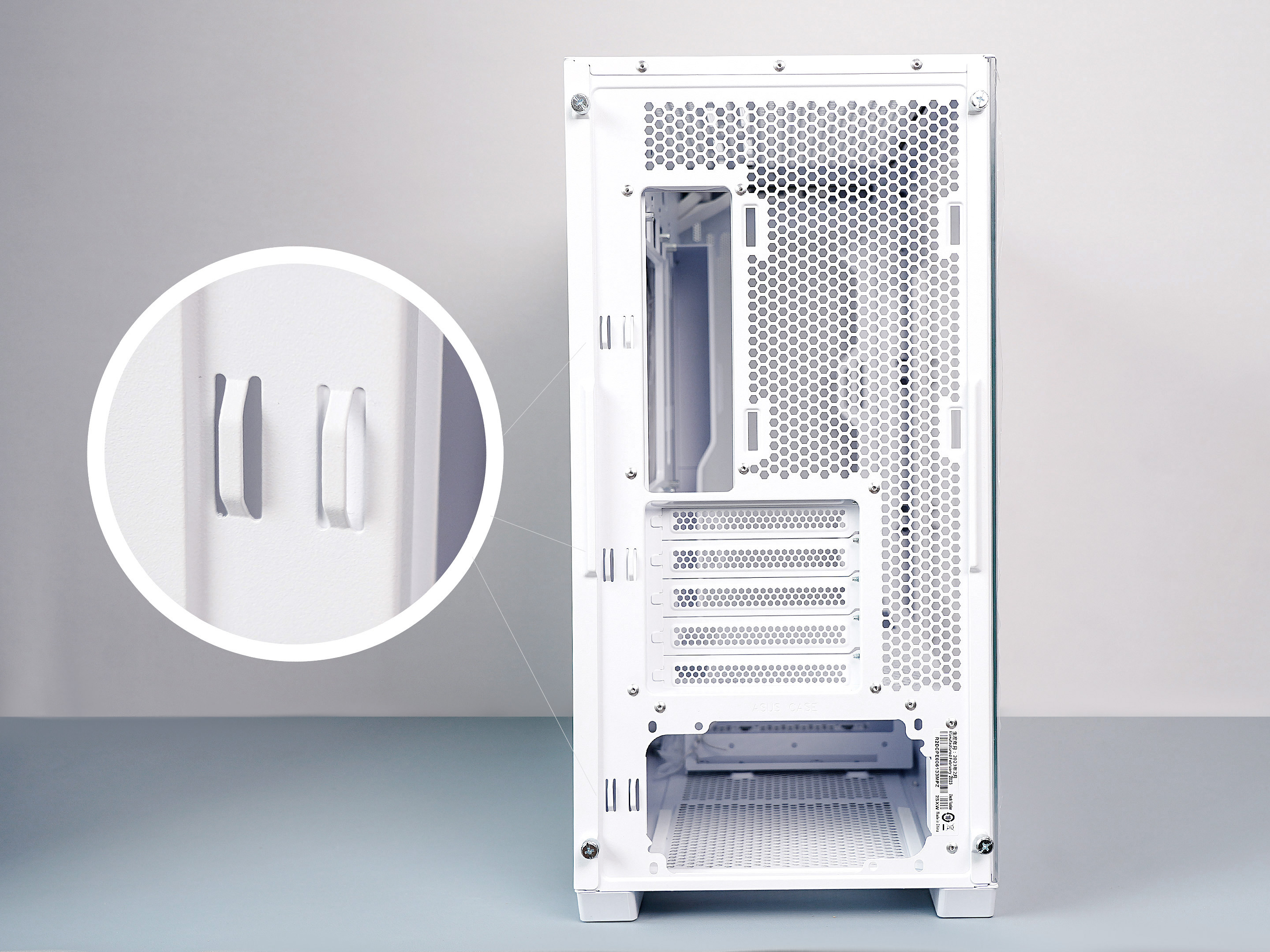 最新装机方式：背插式体验，I7+B760+RTX4070Ti攒台白白的主机