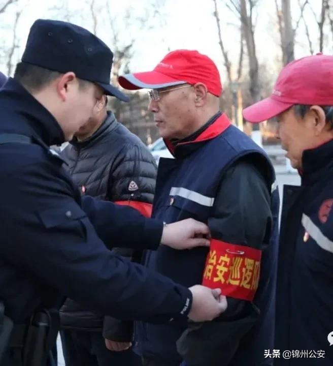 锦州市府广场一道美丽的风景线,锦州凌河东湖