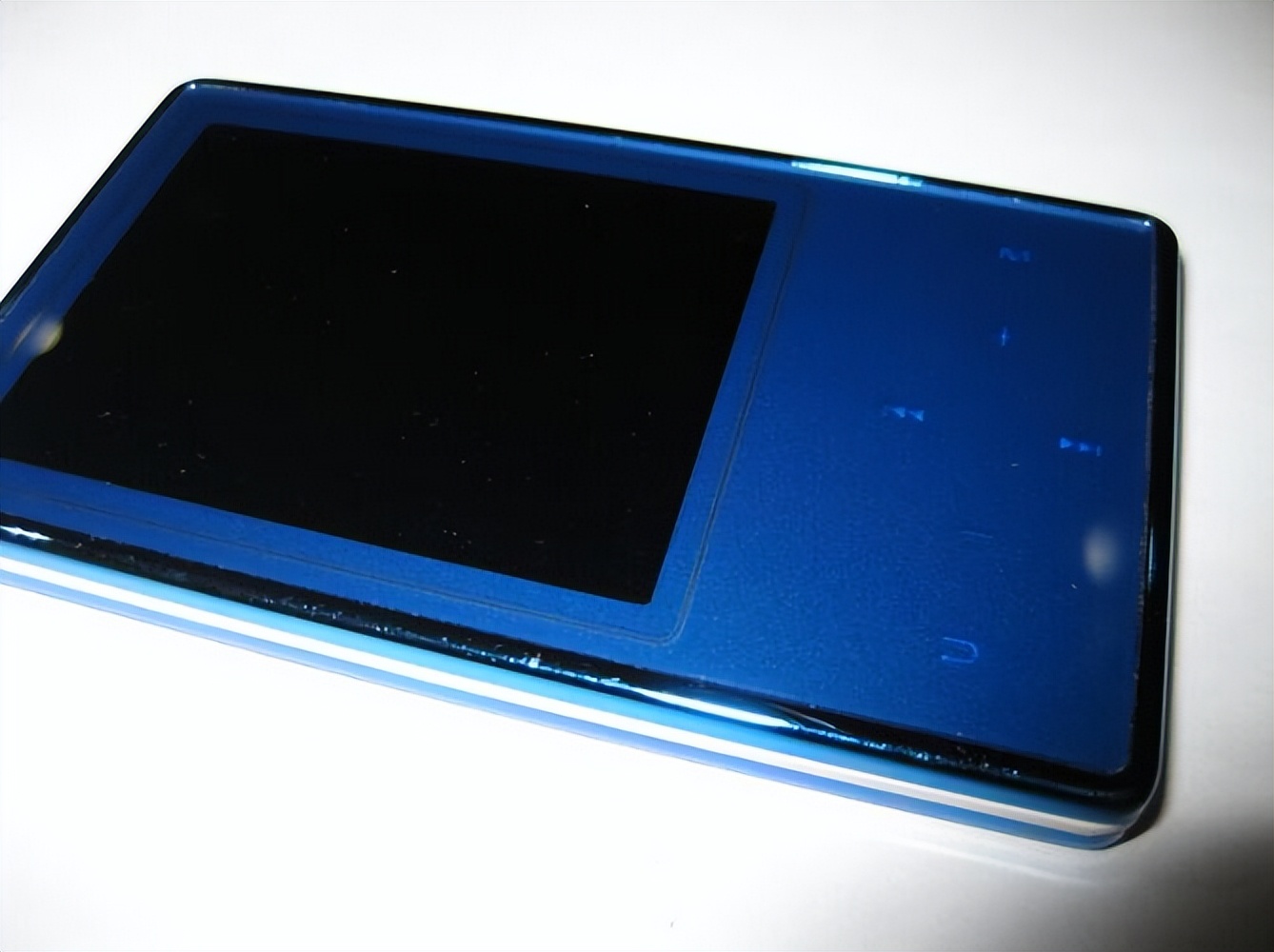 再制造MP4：消费者为何会产生购买再制造产品行为