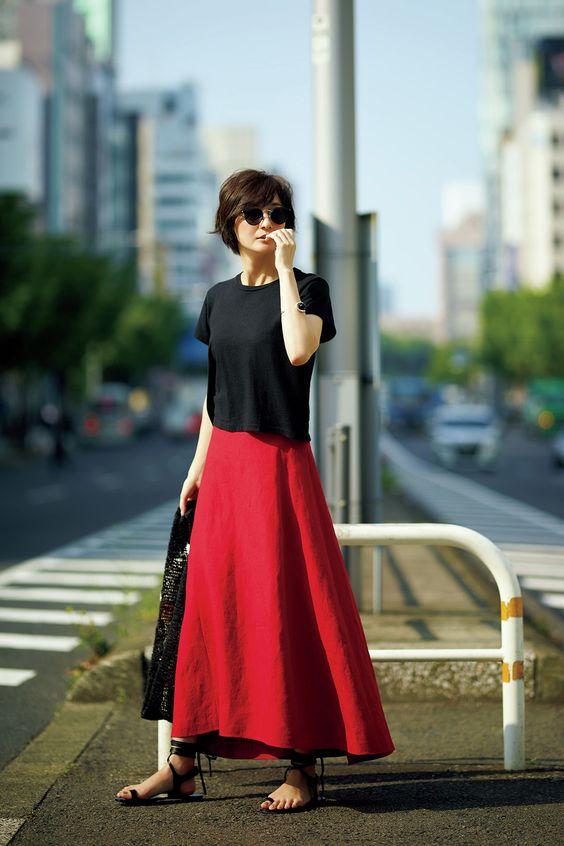 上了年纪的女人穿裙子,年龄大的女人穿什么裙子好看