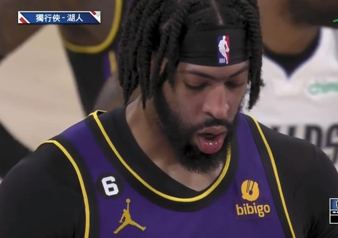 詹姆斯评价浓眉比欧文强,詹姆斯评价浓眉和欧文