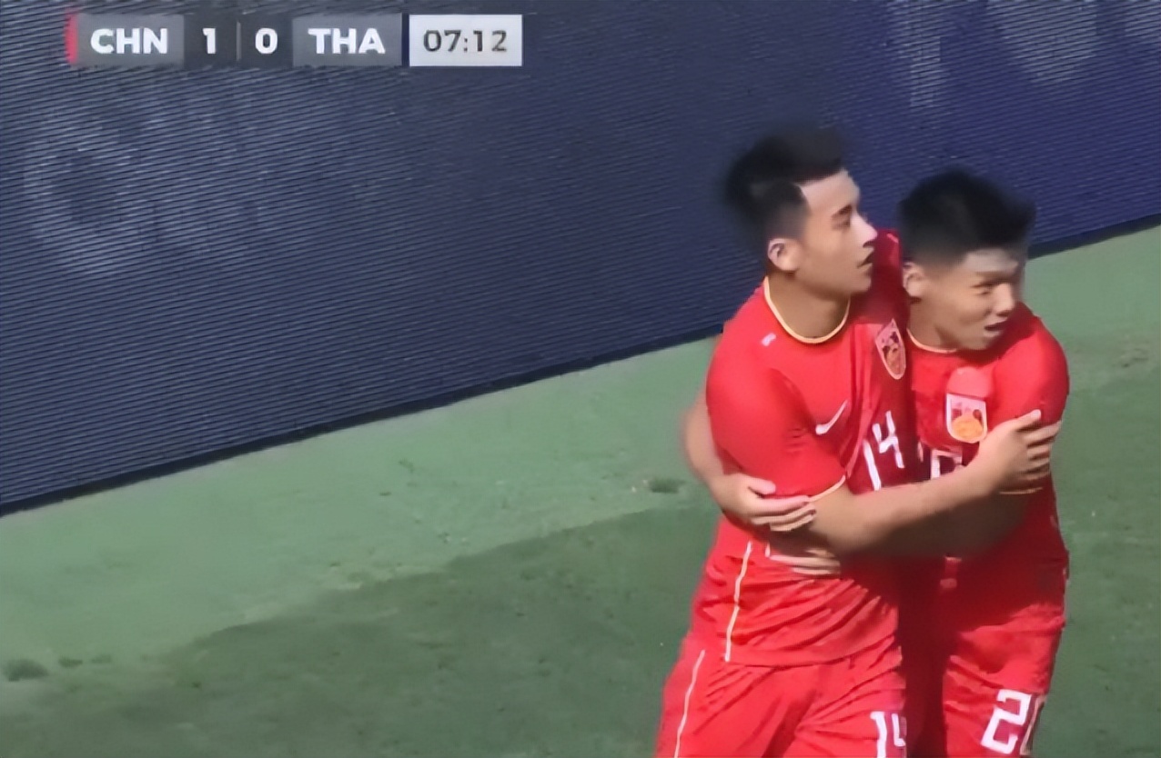 扬科维奇下课对中国足球有帮助吗,扬科维奇带领中国战泰国比赛回放