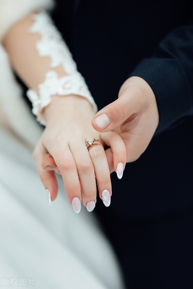 智商税珠宝,周大福钻戒换款折价