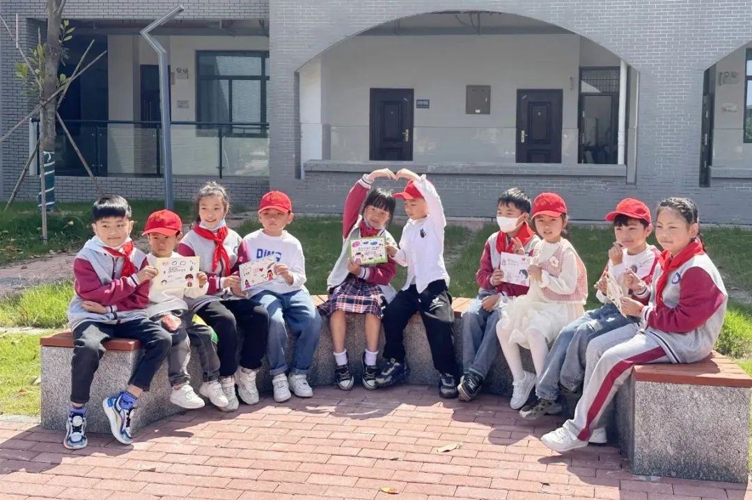 小学幼小衔接活动简报,幼小携手开展幼小衔接活动报道