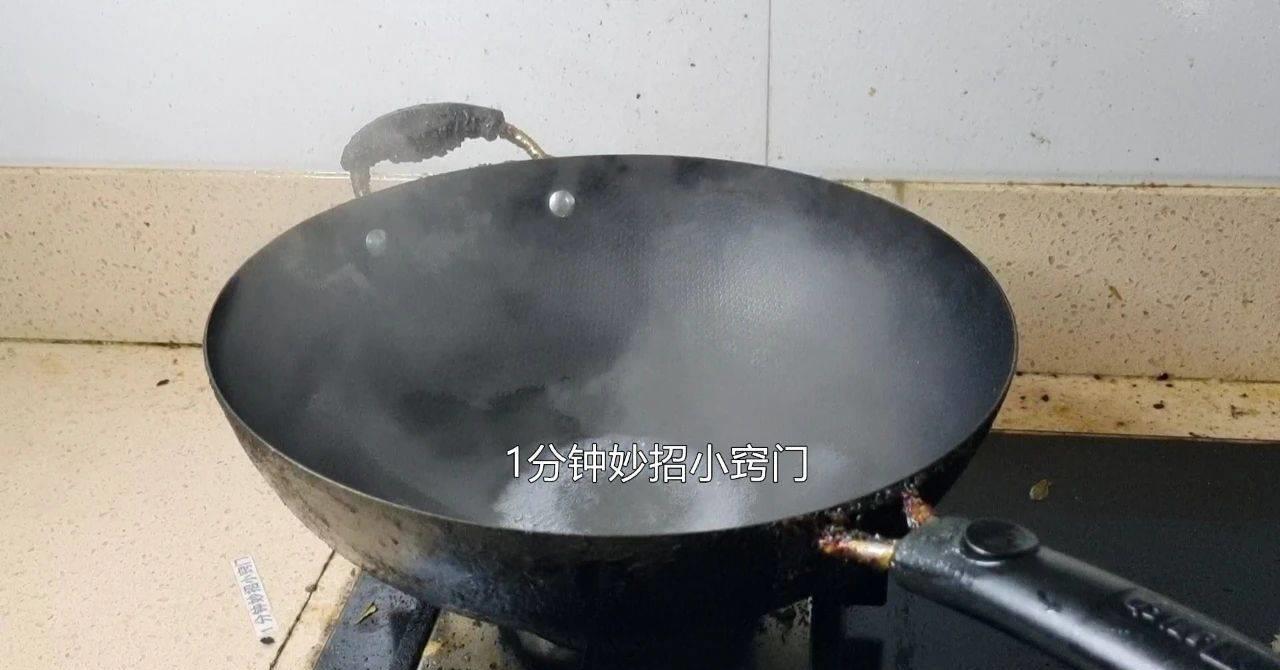 锅底糊了用什么刷,有效便捷锅底糊了用它就能解决