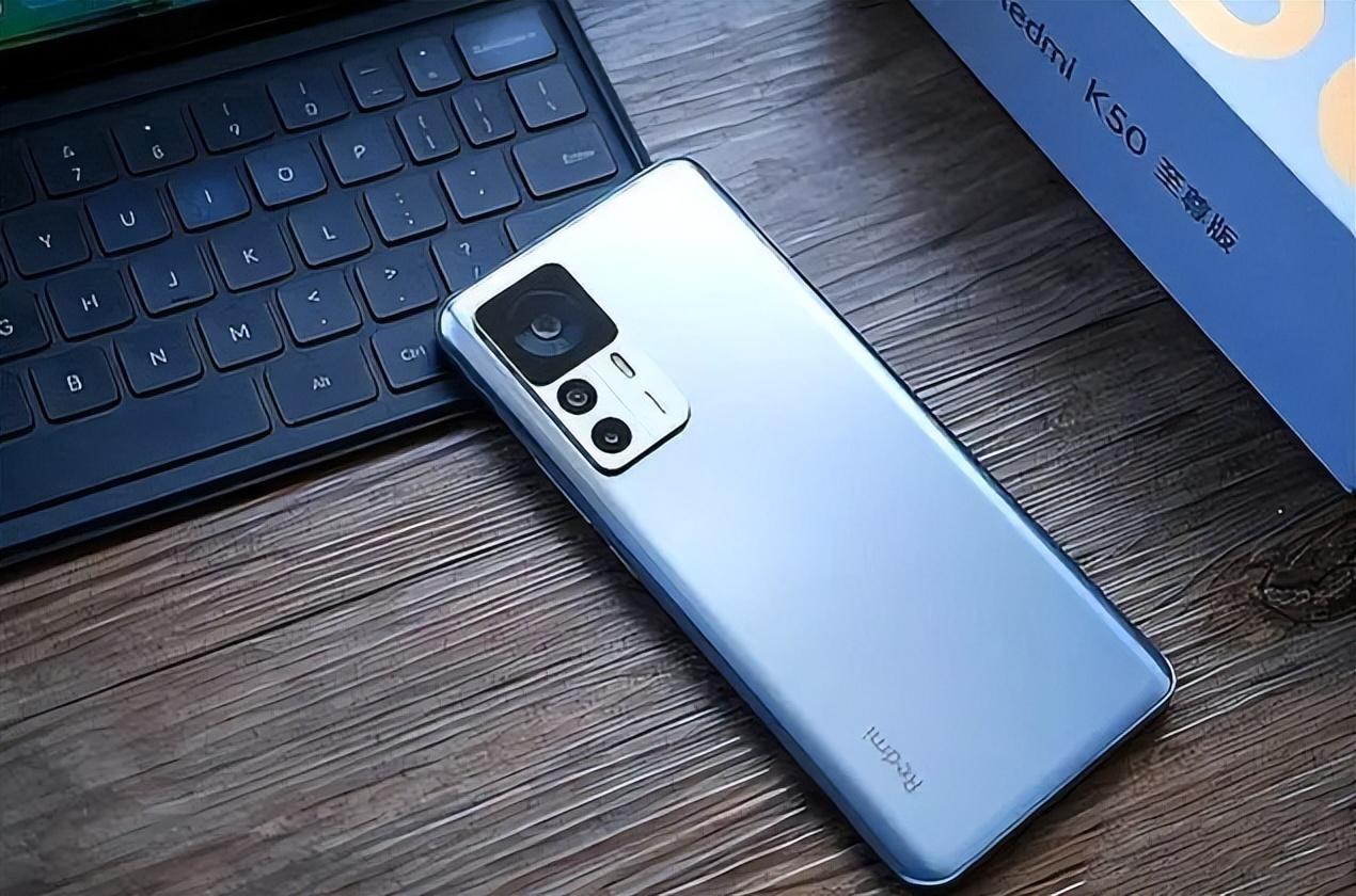 这四款两千档手机体验不输旗舰,手机别瞎买这三款手机好用到飞起