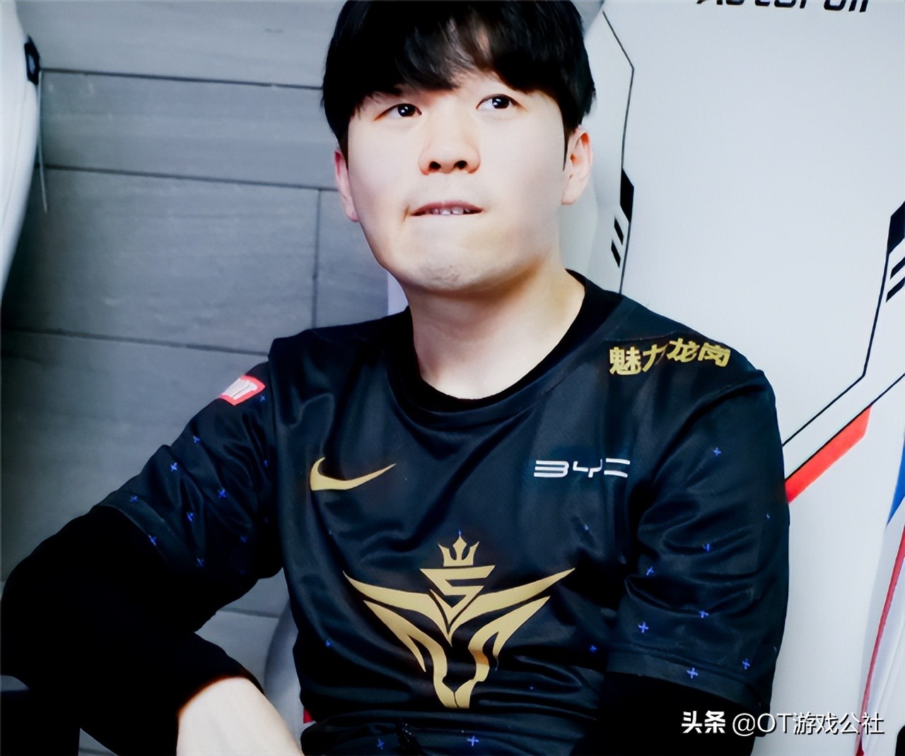 左手说自己是rookie,左手阿水tes赛后采访