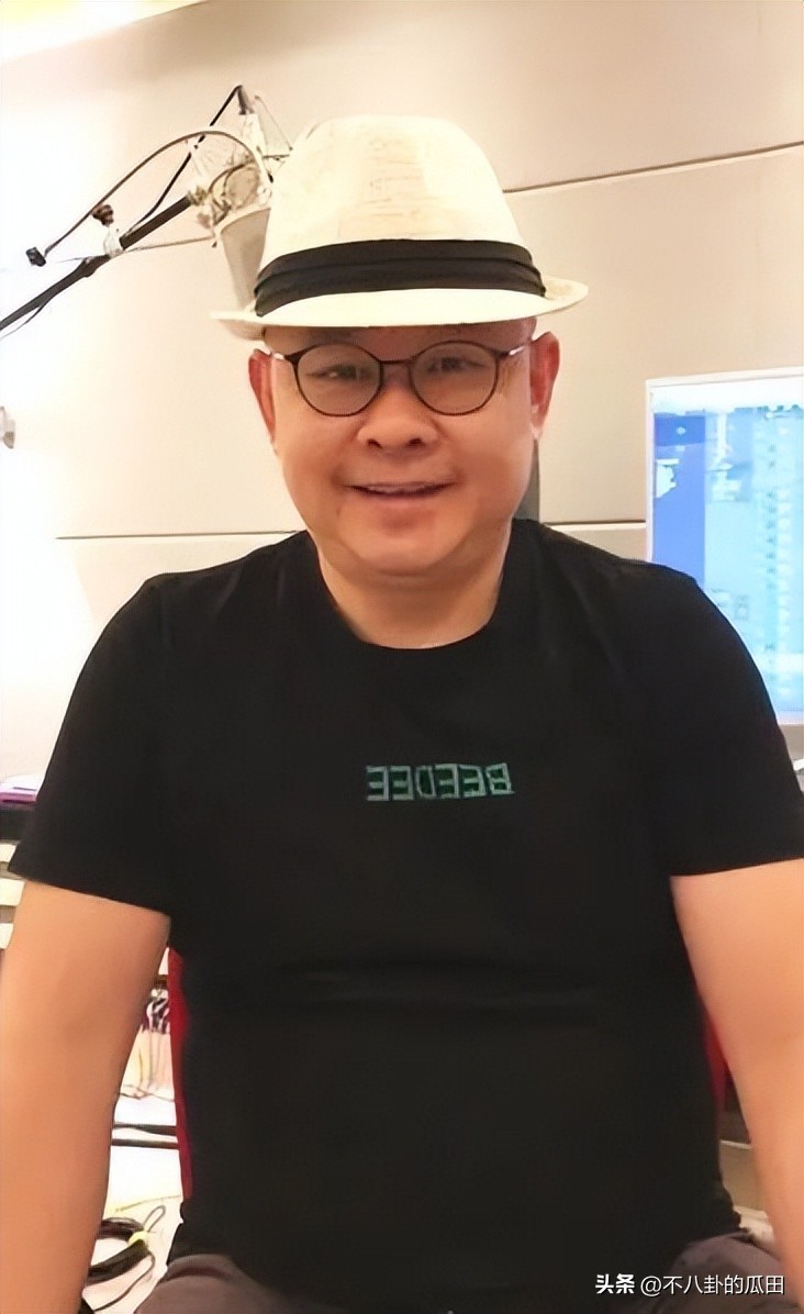 刀郎与阿宝演唱会,草根歌手阿宝如今怎样了