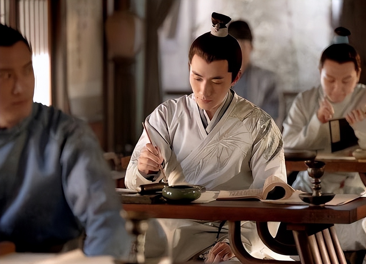 二十不勤三十不立四十不富鬼谷子,农村有句谚语三十不发四十不富