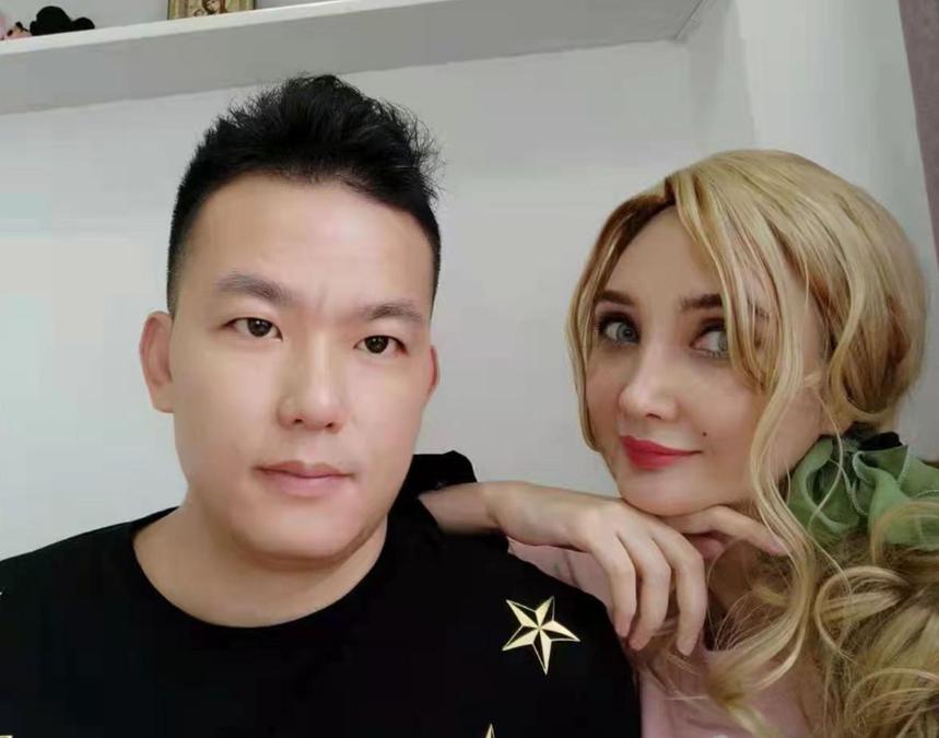 异域美女：曾是迪拜空姐，不要房不要彩礼嫁中国小伙，如今咋样了