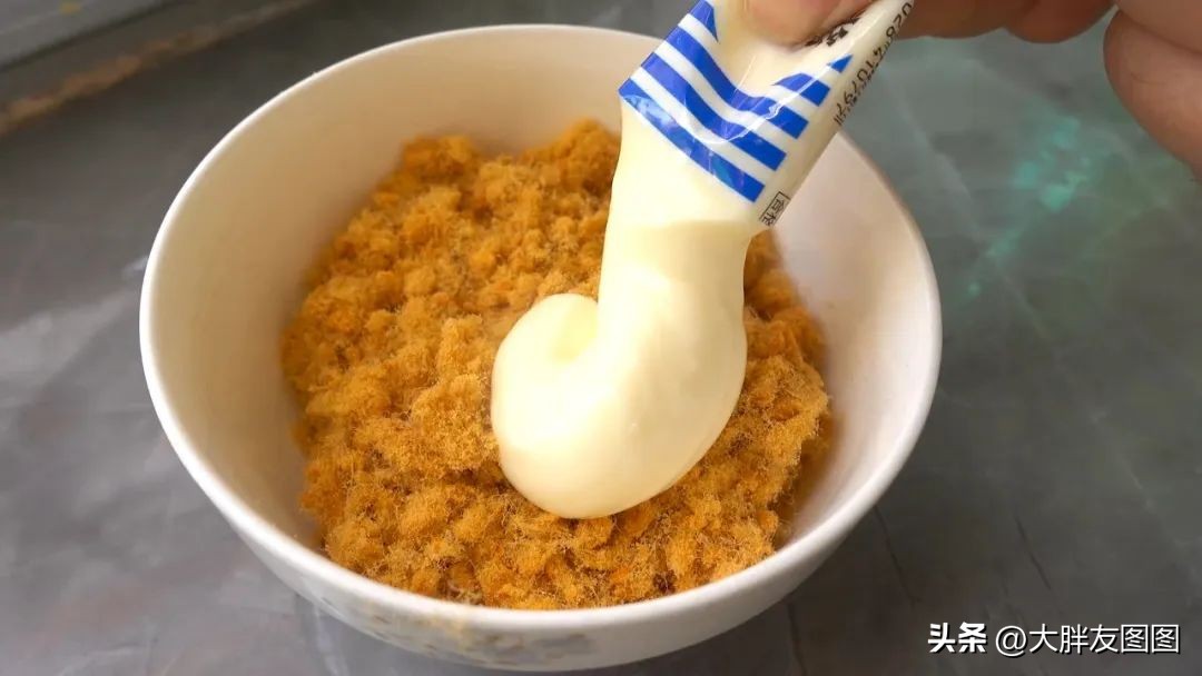 咸蛋黄肉松盒子做法,咸蛋黄肉松馅的制作方法