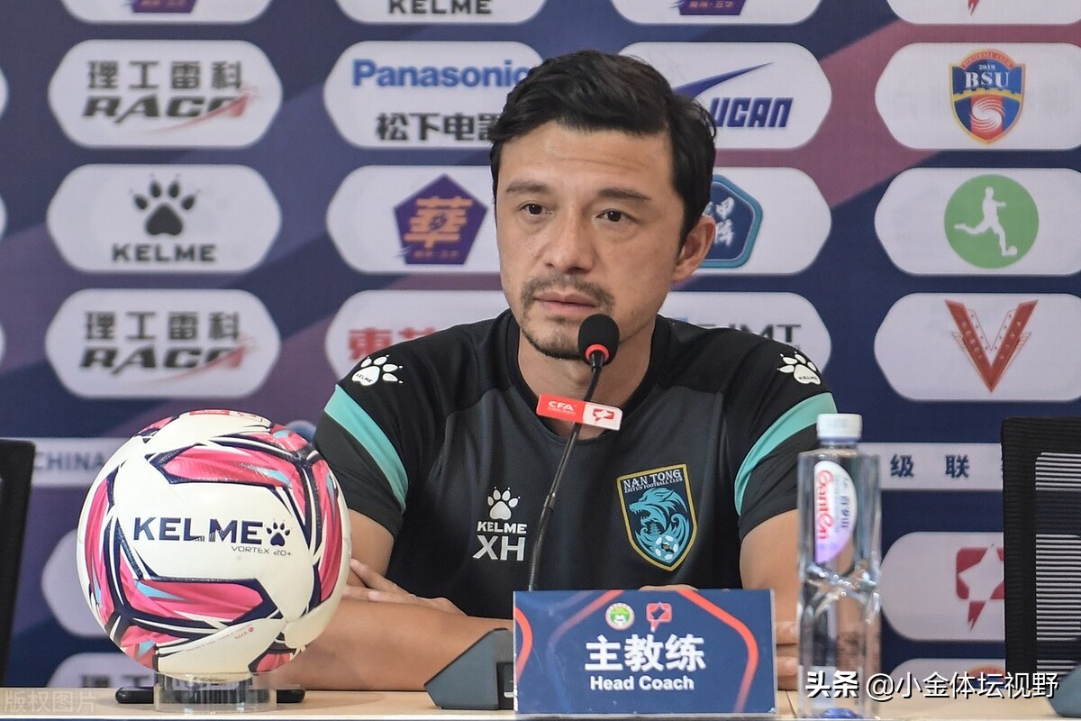 官宣！谢晖力压李铁、贾秀全，出任大连人主帅，曾因酒后狂言下课