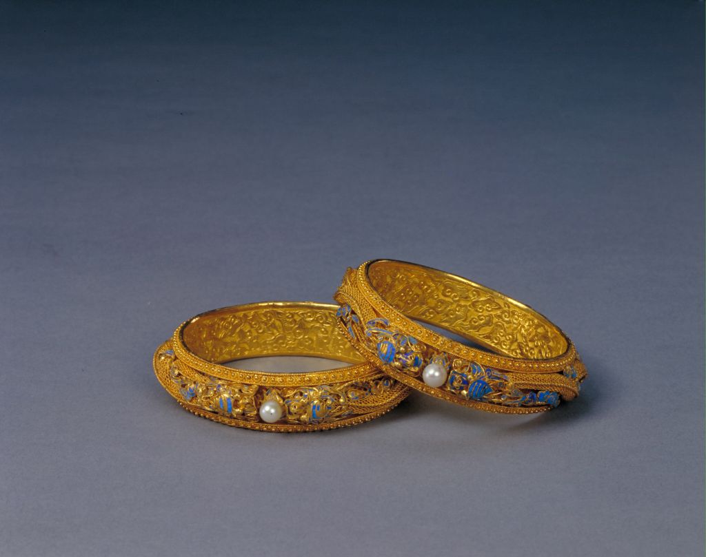 清朝宫廷后妃戴什么首饰好看,清代嫔妃们的首饰款式大全