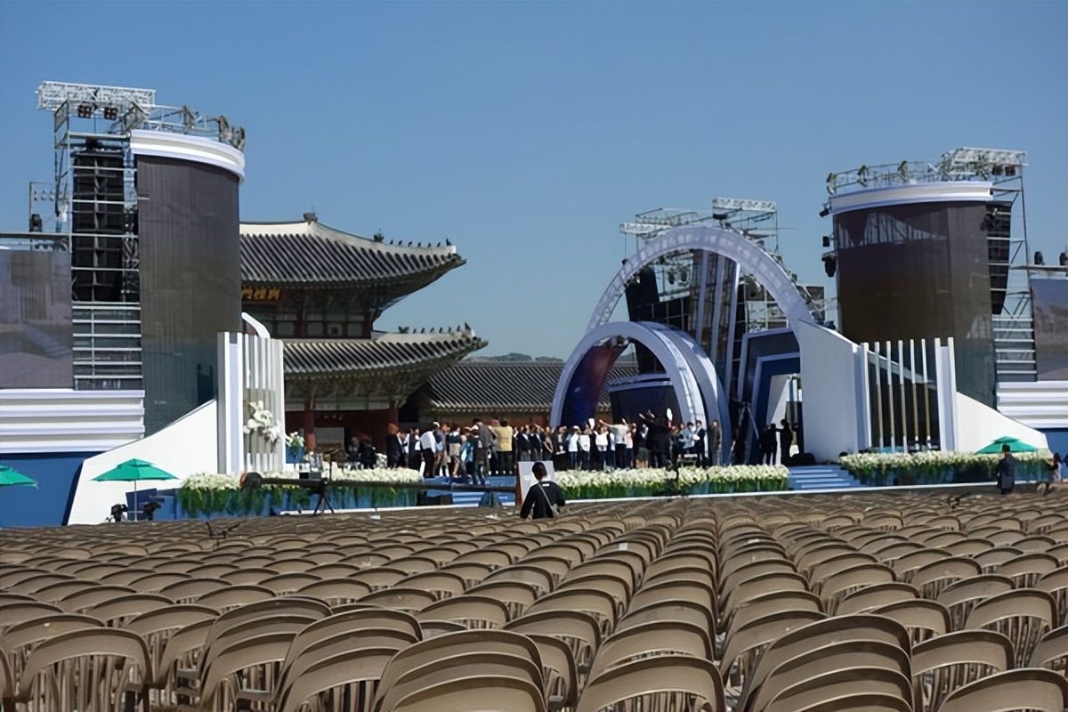 首尔景福宫游记,韩国景福宫和青瓦台在一起吗