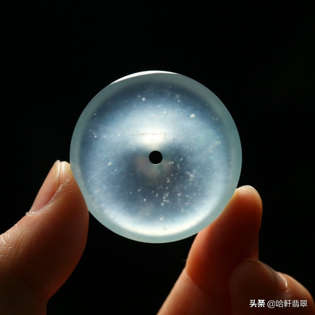 几千块能买到冰种翡翠吗,几百块钱能买到真正的翡翠玉吗