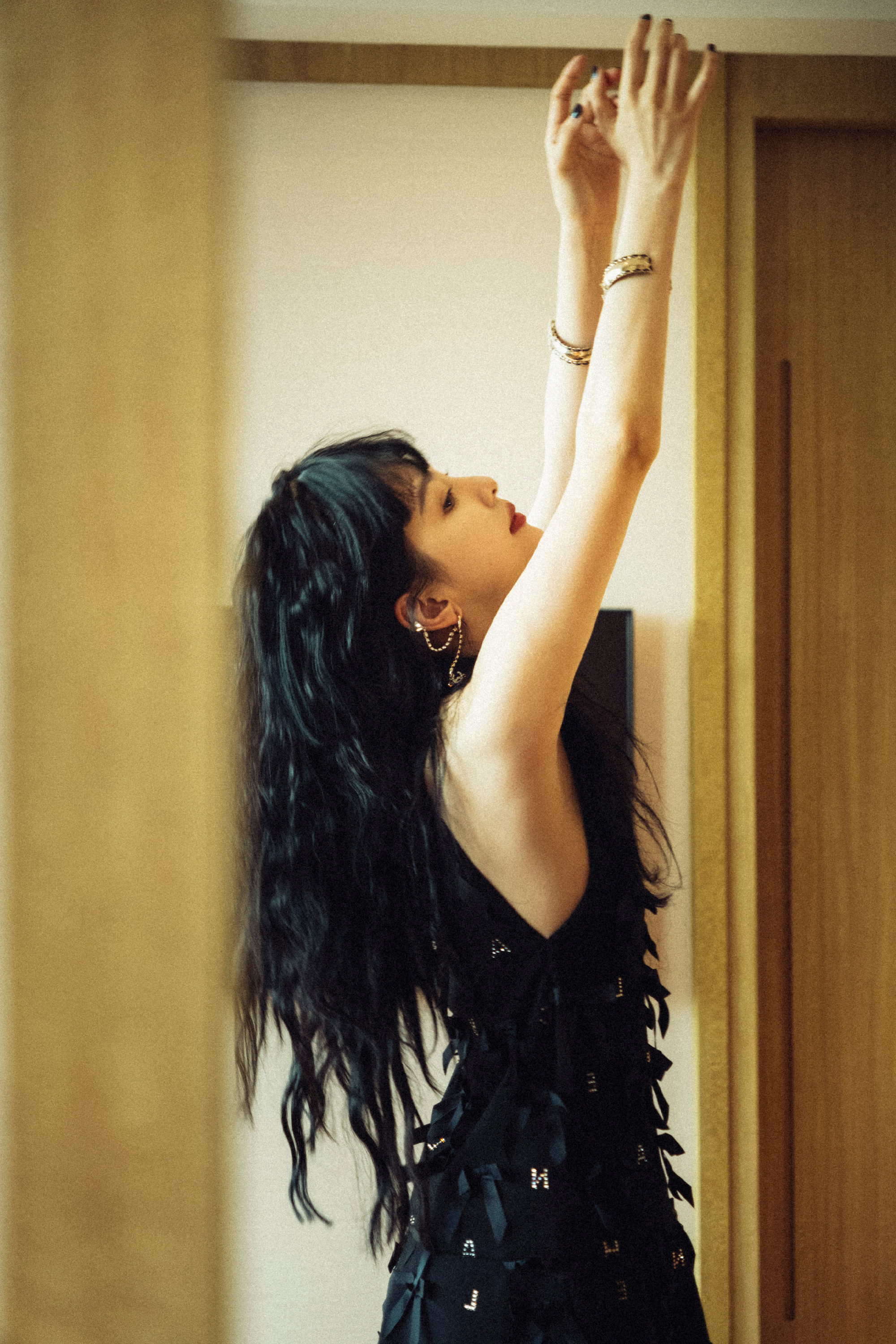 章若楠同款发型卷发,章若楠齐刘海卷发造型