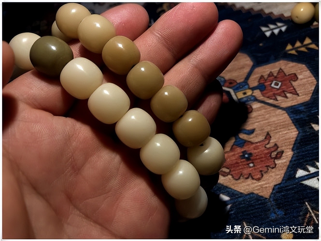 白玉菩提红色会不会变色,白玉菩提变色裂开怎么回事