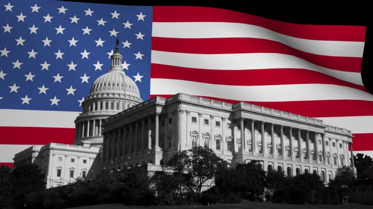 32万亿或将撤退，或将引爆美国债务*弹核**，中国人提前撤离美国楼市