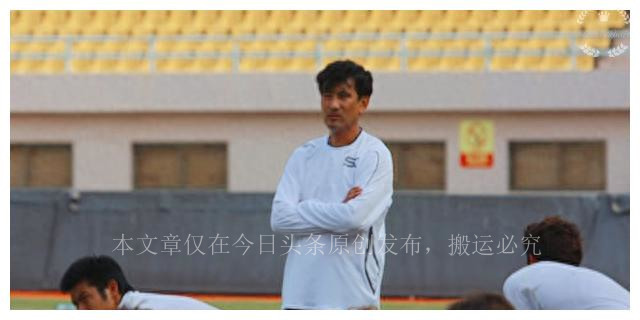 海牛追风少年,海牛第一任主教练