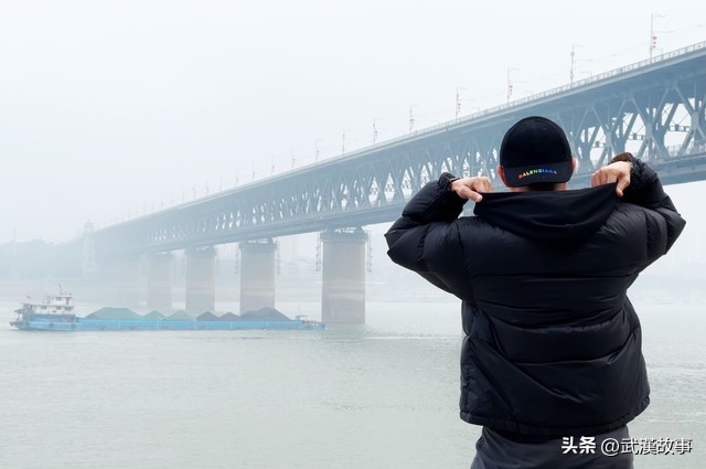 湖北女生性格暴躁,湖北女生的性格高冷