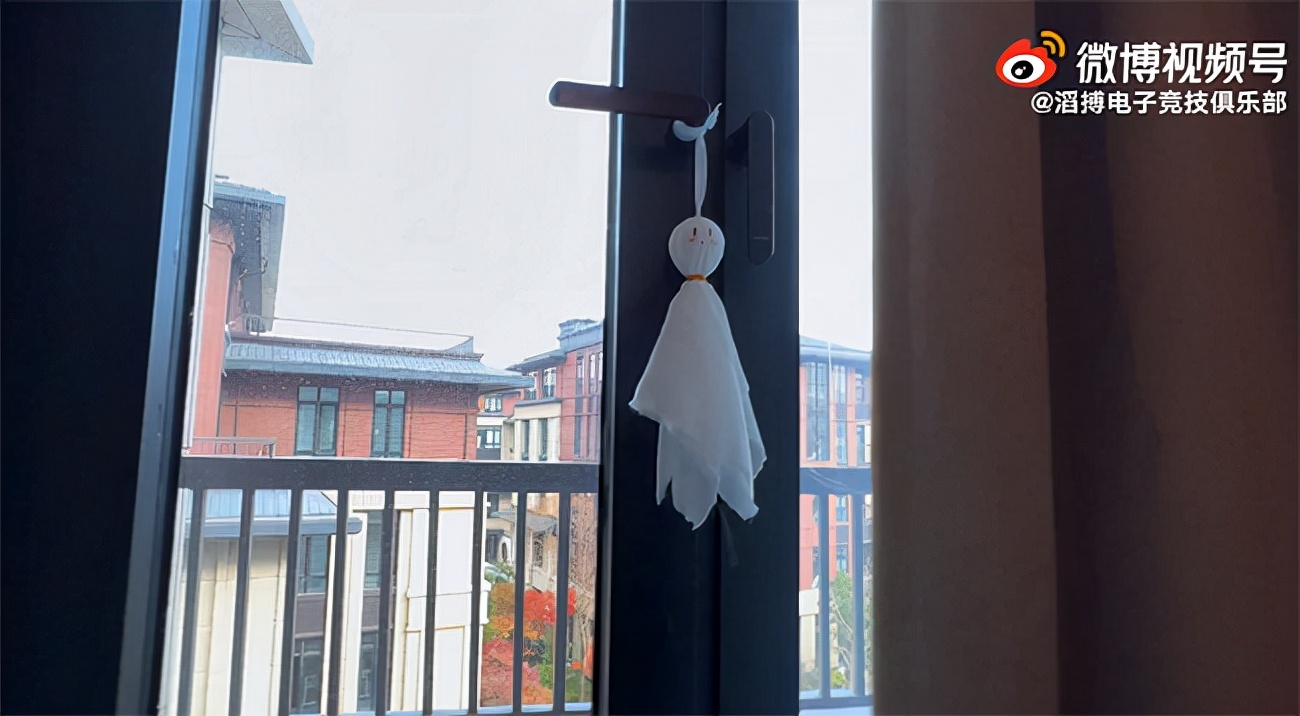 LOL：TES战队暗示全华班新阵容，Zoom、Tian、Xiaopeng加入？