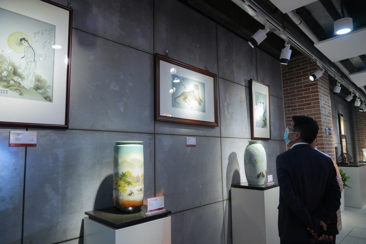 千年重器创新复原，盛世九龙樽新品首发：万茗堂再出“新王牌”