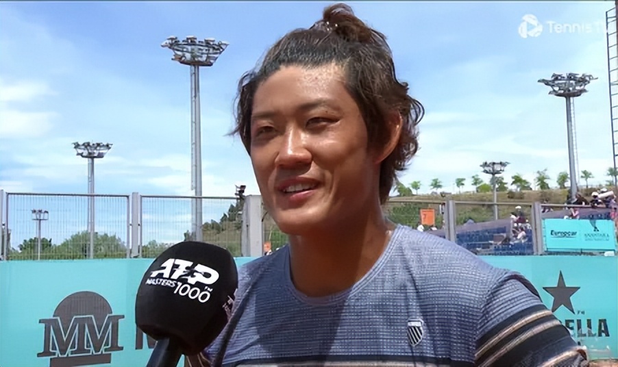 张之臻红土赛季视频,张之臻巡回赛冠军