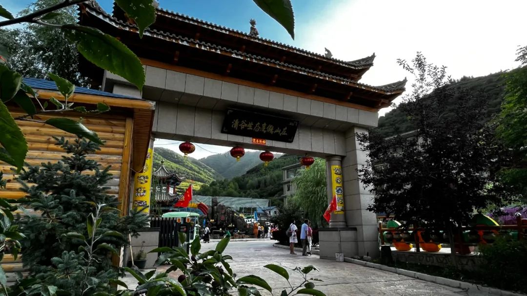 不出兰州，最快半小时到达！这个夏天，总要来趟榆中吧！