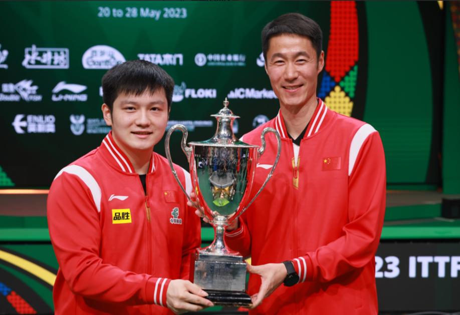 王励勤樊振东单打,王励勤感谢刘国梁视频