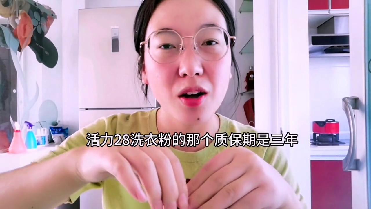 苹果手机只有包装盒能保修吗,苹果手机有一年质保内换电池的吗