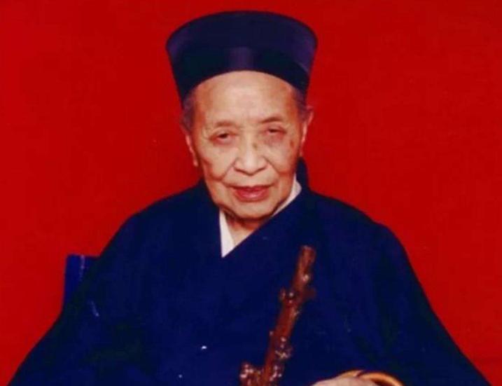 武当山百岁道姑李诚玉传授邵逸夫,邵逸夫的师傅道姑