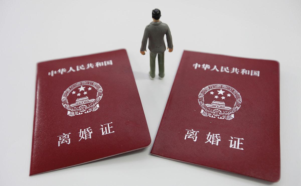 【普法：夫妻共同财产】雇主和保姆日久生情，有义务为继子买房吗