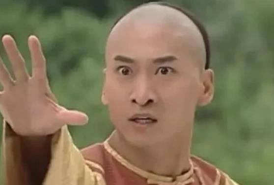 全裸写真第一人，走红后“家破夫散”，汤加丽如今过的怎么样？