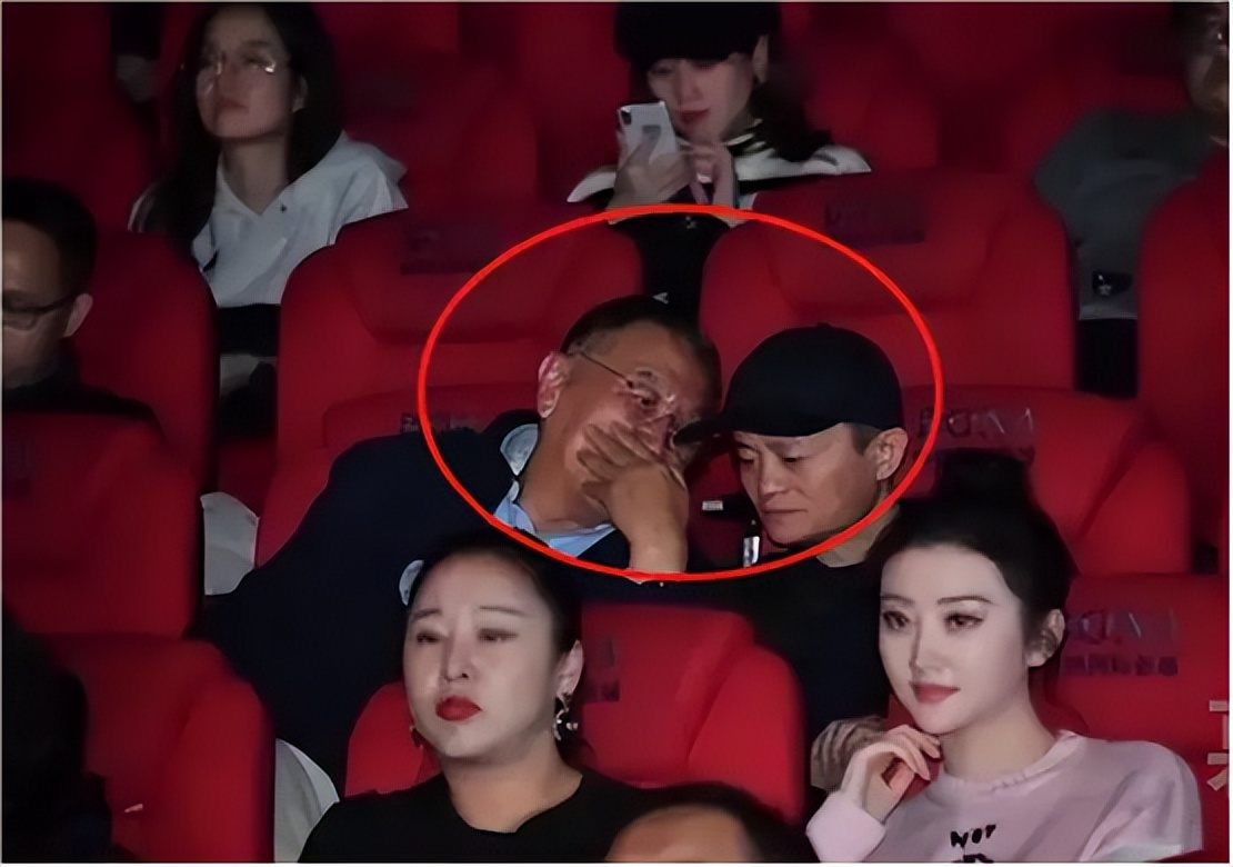 她被挂在了黄色网站上，人生尽毁！