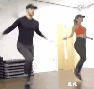 小姐姐健身日常视频大全,小白入门级健身动作女