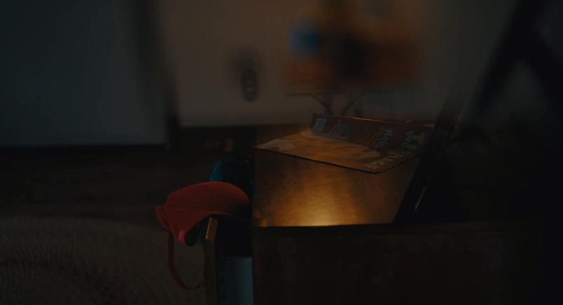 20岁女孩有3个名字？颠沛流离被父亲施暴，真相比电影荒诞太多