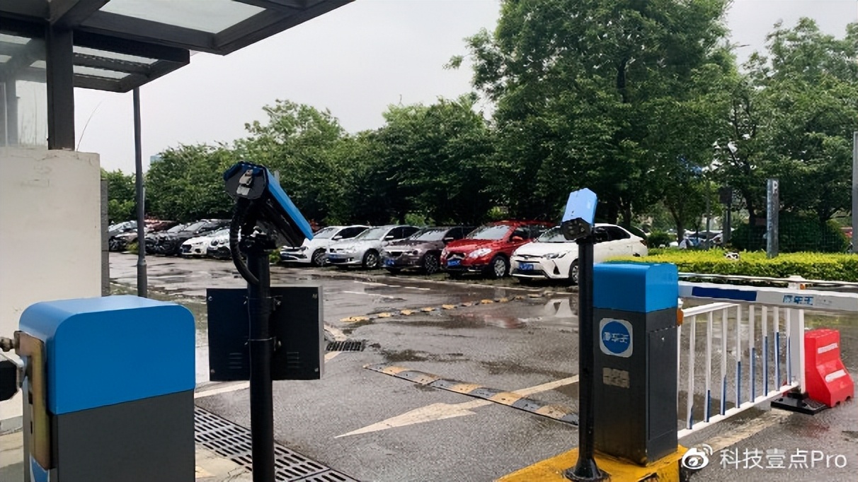 荣耀老手机能升级magicui么,荣耀老手机强行升级magicos版本