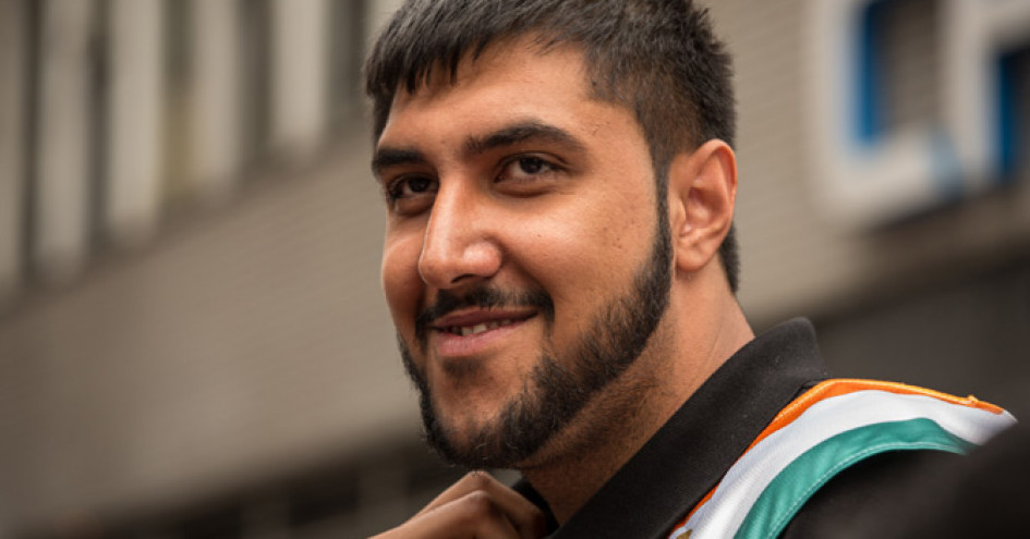 那个扇晕魔兽霍华德的印度巨人，原来这么牛