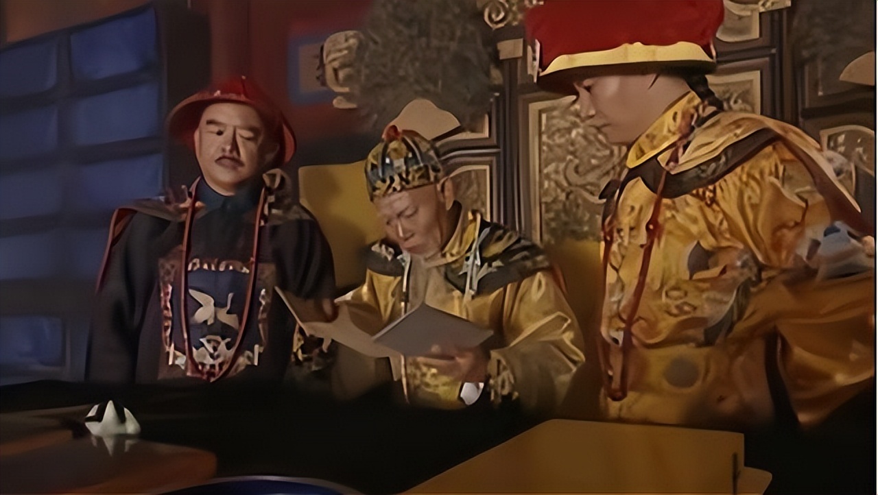 嘉庆称帝后与乾隆分工：乾隆退而不让，和珅二皇帝，嘉庆侍皇帝