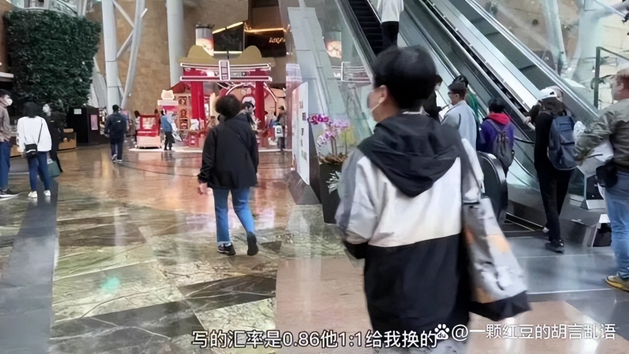 女子挑战香港说普通话,女孩在香港说普通话被拒