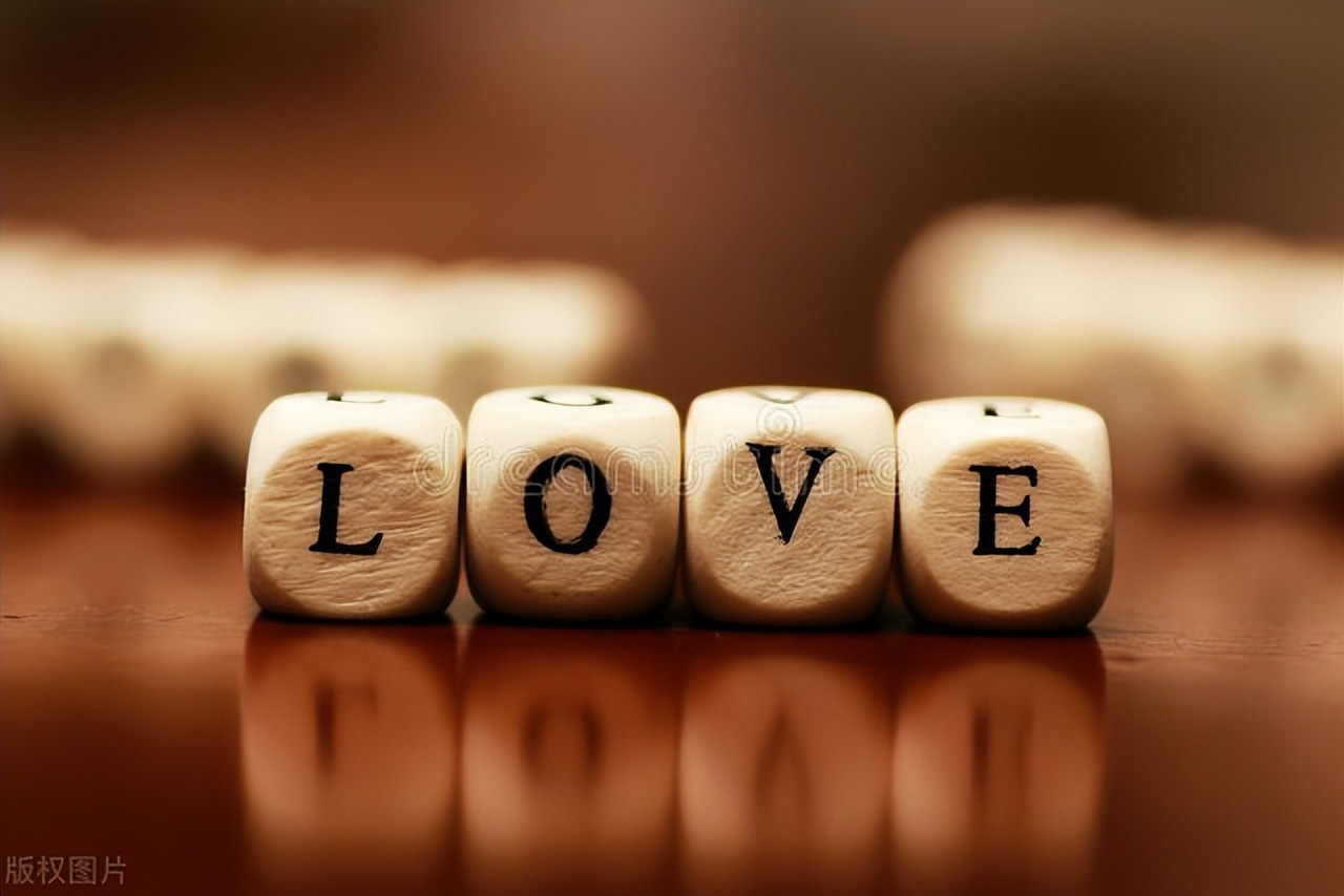 你不给我买就是不爱我原视频,你不给我买就是不爱我是谁的视频