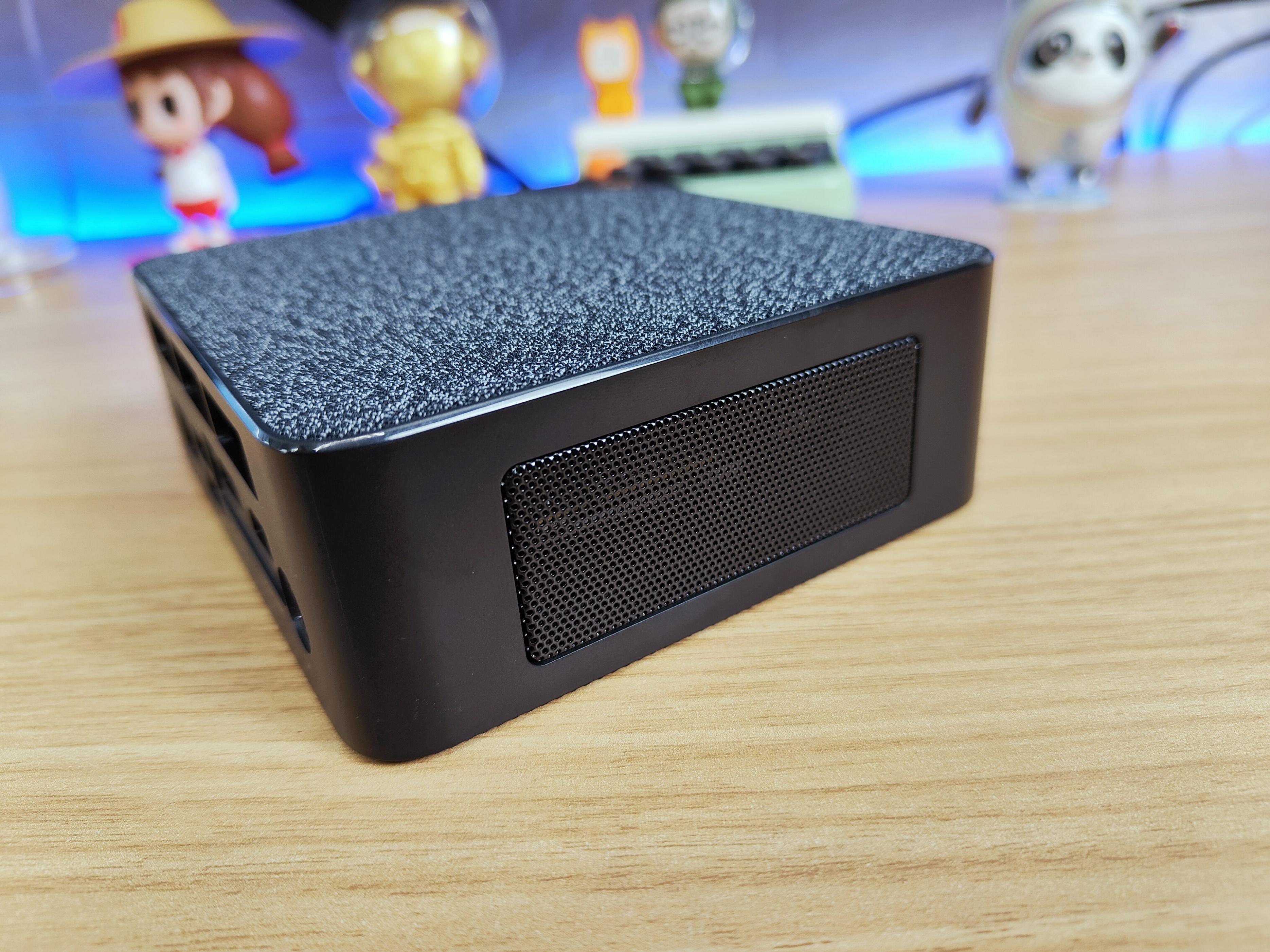 2K迷你主机对标6K笔记本？略胜！零刻SER6这次做到了