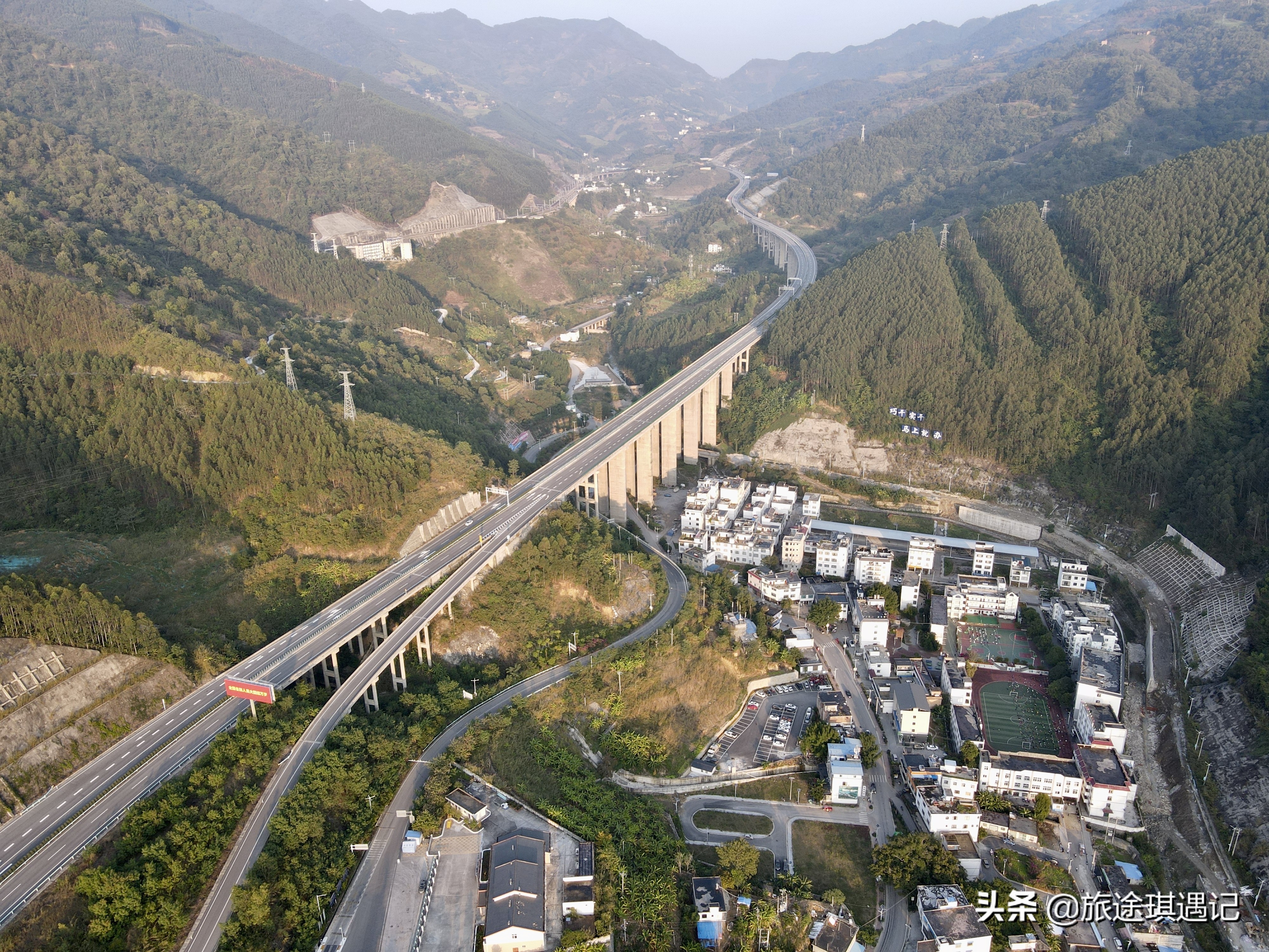 长期自驾游国道和高速,自驾走国道和高速的利弊