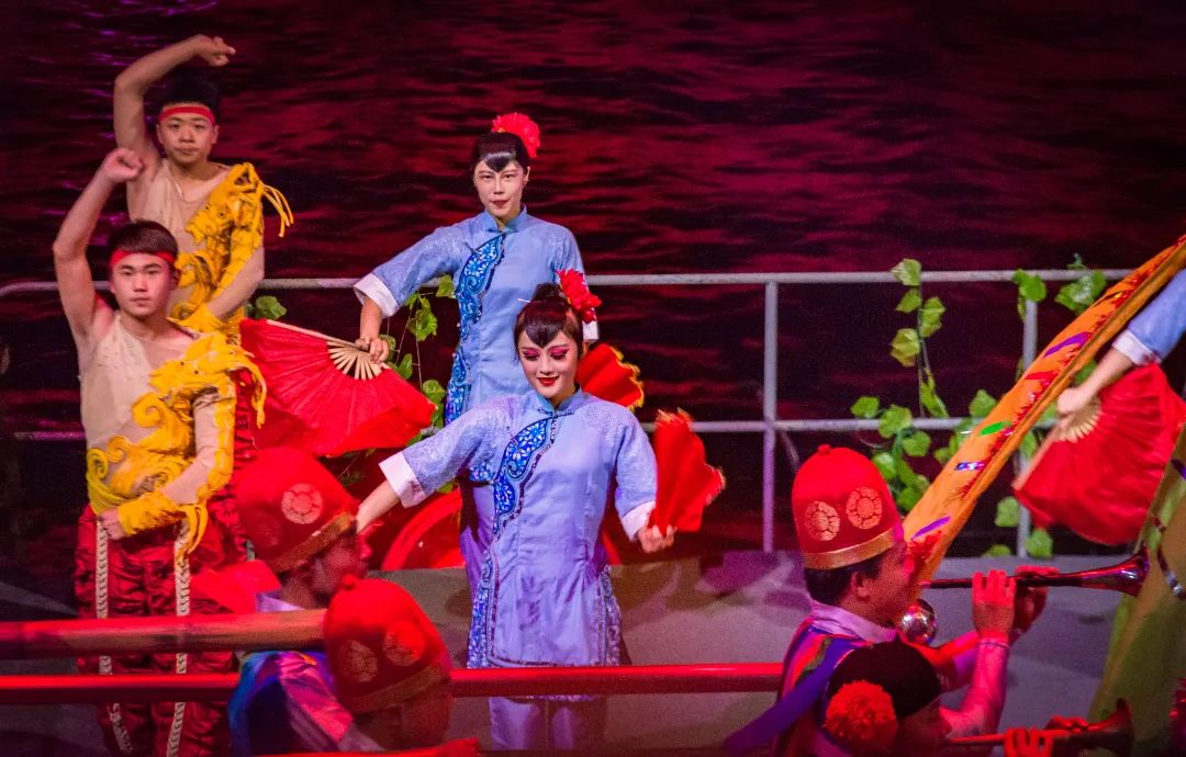 宏村网红阿菊,宏村阿菊旅游攻略