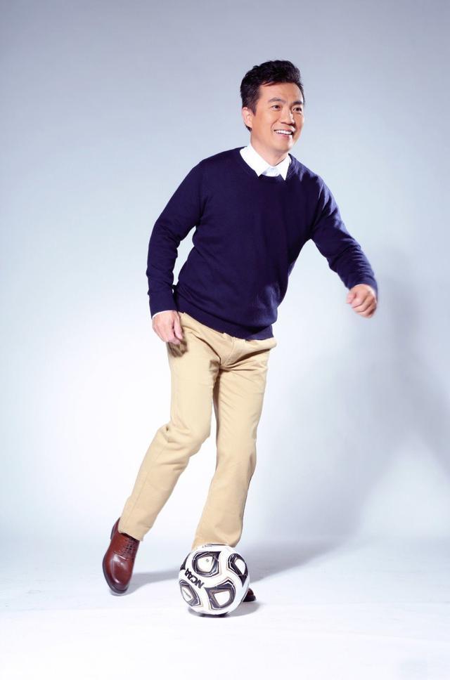 黄健翔为何与前妻离婚,黄健翔离婚案件