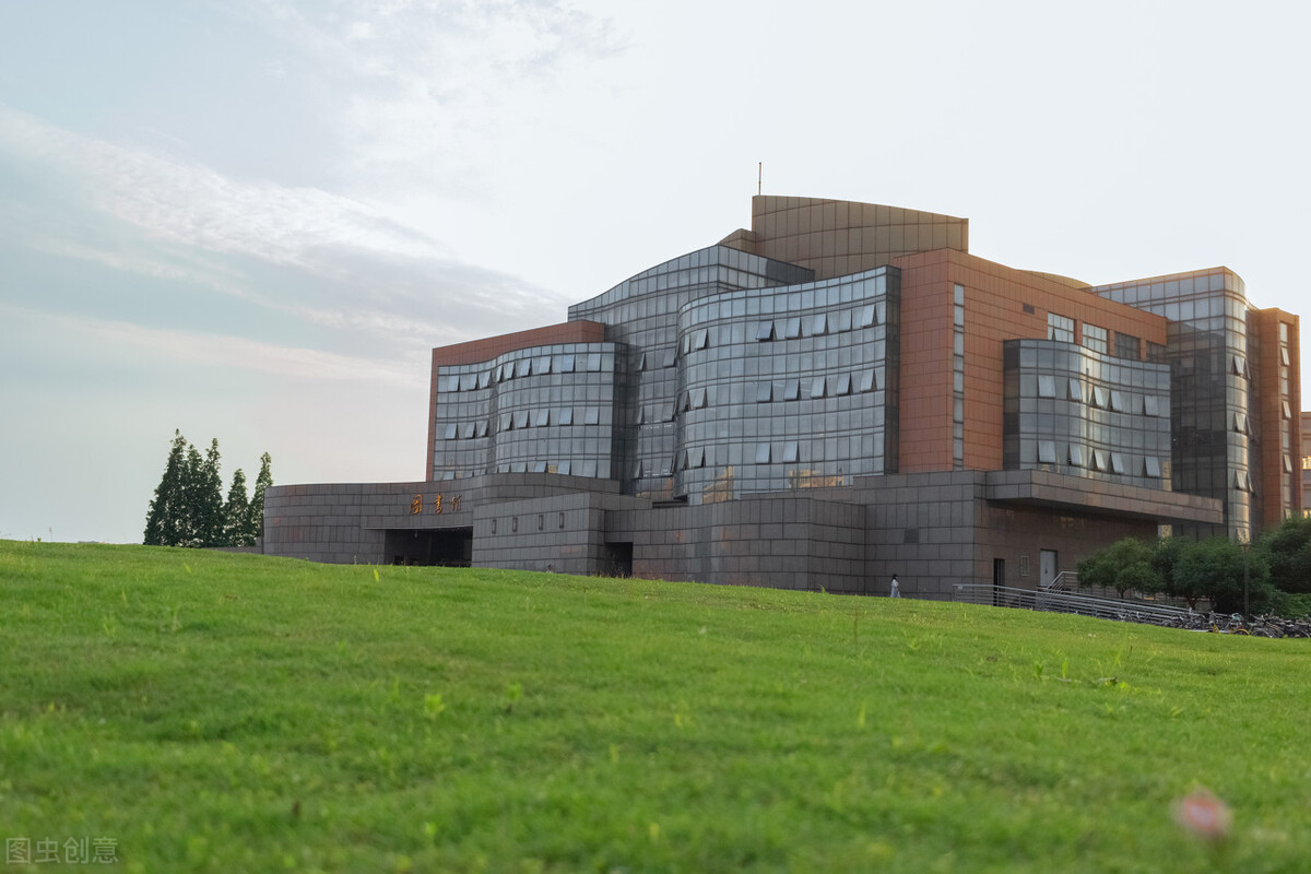 四川大学2023年各专业录取分数线,2021四川大学名单及录取分数线